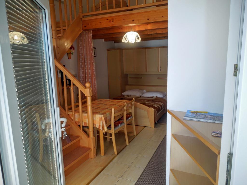 Apartments Dobranic Цриквениця Екстер'єр фото